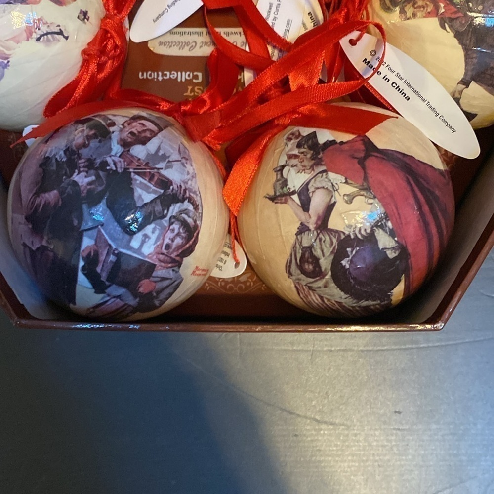 Vintage Norman Rockwelll ornaments - Picture 7 of 14